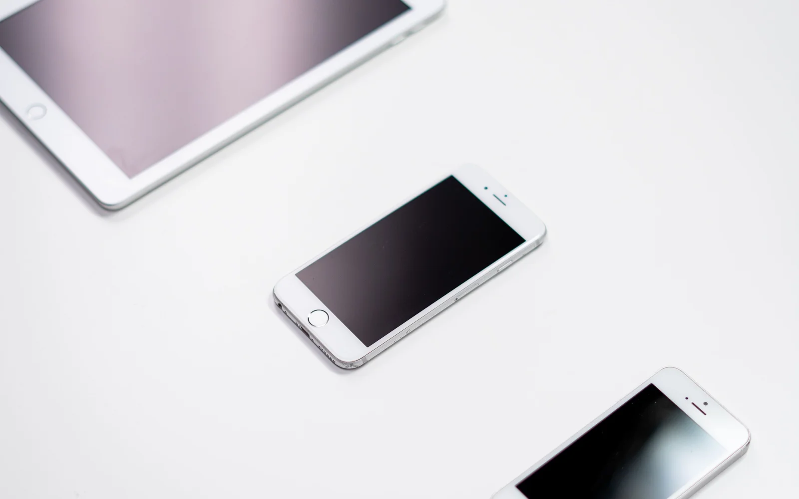 Native vs Hybrid App: The Question We Ask Before Scoping